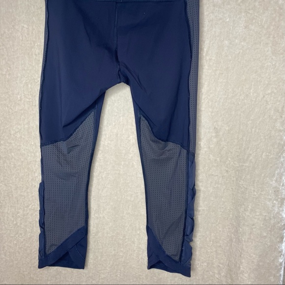 Lululemon Var City Crops 🌵6 - Picture 6 of 13